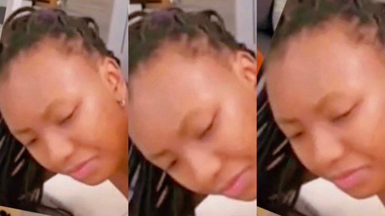 Fresh videos of Roadside bussiness woman with random man